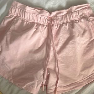 Lululemon short